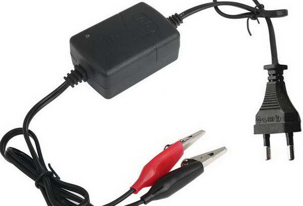 Зарядное устройство 12В 1.3А